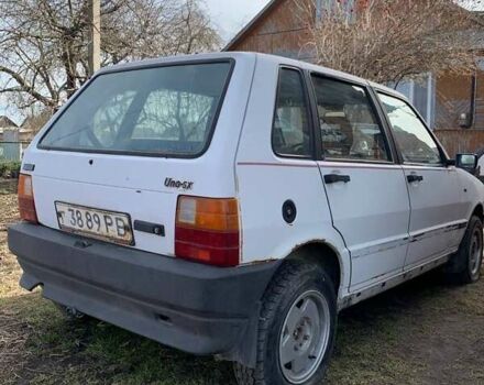 Білий Фіат Уно, об'ємом двигуна 1.3 л та пробігом 242 тис. км за 450 $, фото 4 на Automoto.ua