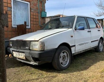 Білий Фіат Уно, об'ємом двигуна 1.3 л та пробігом 242 тис. км за 450 $, фото 2 на Automoto.ua
