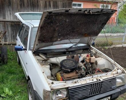 Білий Фіат Уно, об'ємом двигуна 1.3 л та пробігом 242 тис. км за 450 $, фото 2 на Automoto.ua