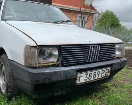 Білий Фіат Уно, об'ємом двигуна 1.3 л та пробігом 242 тис. км за 450 $, фото 1 на Automoto.ua
