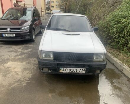 Белый Фиат Уно, объемом двигателя 1.3 л и пробегом 255 тыс. км за 1020 $, фото 5 на Automoto.ua