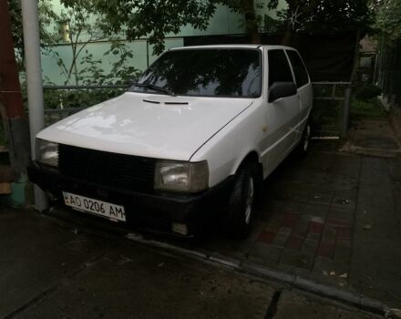 Белый Фиат Уно, объемом двигателя 1.3 л и пробегом 255 тыс. км за 1020 $, фото 1 на Automoto.ua