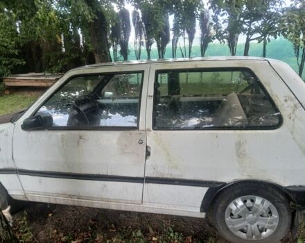 Белый Фиат Уно, объемом двигателя 0 л и пробегом 243 тыс. км за 250 $, фото 3 на Automoto.ua