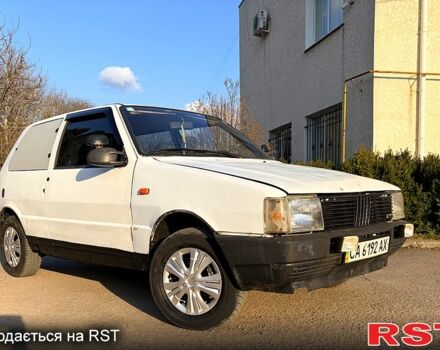 Білий Фіат Уно, об'ємом двигуна 1 л та пробігом 256 тис. км за 550 $, фото 1 на Automoto.ua