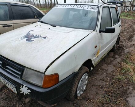 Білий Фіат Уно, об'ємом двигуна 1.2 л та пробігом 170 тис. км за 260 $, фото 1 на Automoto.ua