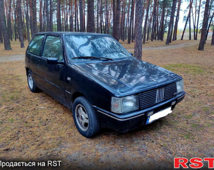 Черный Фиат Уно, объемом двигателя 1 л и пробегом 362 тыс. км за 750 $, фото 4 на Automoto.ua