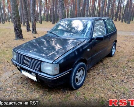 Черный Фиат Уно, объемом двигателя 10 л и пробегом 368 тыс. км за 1250 $, фото 2 на Automoto.ua