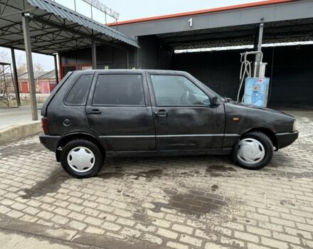 Чорний Фіат Уно, об'ємом двигуна 1.3 л та пробігом 259 тис. км за 381 $, фото 4 на Automoto.ua