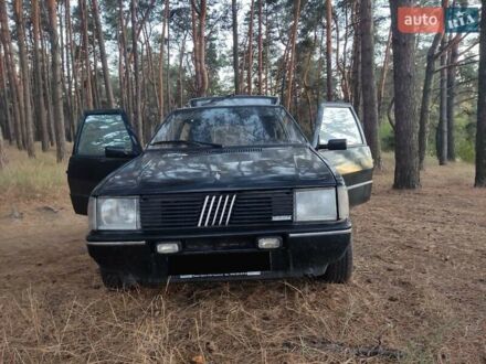 Фіат Уно 1986 у Сумах на Automoto.ua Чорний Фіат Уно, об'ємом двигуна 1 л та пробігом 368 тис. км за 1250 $, фото 1 на Automoto.ua