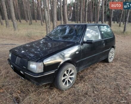 Черный Фиат Уно, объемом двигателя 1 л и пробегом 368 тыс. км за 1250 $, фото 1 на Automoto.ua