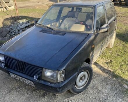 Черный Фиат Уно, объемом двигателя 1.7 л и пробегом 25 тыс. км за 400 $, фото 1 на Automoto.ua