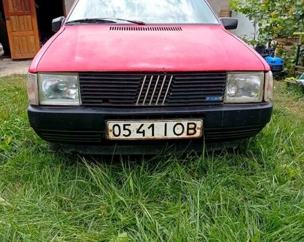 Червоний Фіат Уно, об'ємом двигуна 1.1 л та пробігом 222 тис. км за 400 $, фото 3 на Automoto.ua