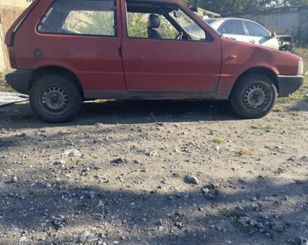 Фиат Уно 1985 в Днепре (Днепропетровске) на Automoto.ua Красный Фиат Уно, объемом двигателя 1 л и пробегом 184 тыс. км за 199 $, фото 3 на Automoto.ua