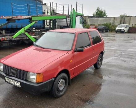 Червоний Фіат Уно, об'ємом двигуна 0 л та пробігом 200 тис. км за 800 $, фото 5 на Automoto.ua