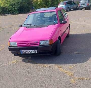 Червоний Фіат Уно, об'ємом двигуна 1 л та пробігом 200 тис. км за 1800 $, фото 2 на Automoto.ua