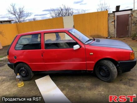 Фіат Уно 1985 у Беляевке на Automoto.ua Червоний Фіат Уно, об'ємом двигуна 1.3 л та пробігом 0 тис. км за 600 $, фото 1 на Automoto.ua