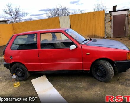 Червоний Фіат Уно, об'ємом двигуна 1.3 л та пробігом 0 тис. км за 600 $, фото 1 на Automoto.ua