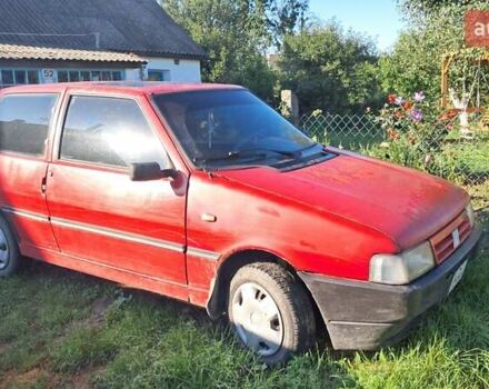 Красный Фиат Уно, объемом двигателя 0 л и пробегом 270 тыс. км за 650 $, фото 1 на Automoto.ua