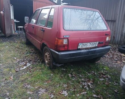 Фиат Уно 1994 в Ужгороде на Automoto.ua Красный Фиат Уно, объемом двигателя 1.1 л и пробегом 167 тыс. км за 175 $, фото 1 на Automoto.ua