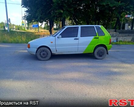 Фиат Уно, объемом двигателя 1.5 л и пробегом 77 тыс. км за 580 $, фото 5 на Automoto.ua