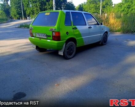 Фиат Уно, объемом двигателя 1.5 л и пробегом 77 тыс. км за 580 $, фото 2 на Automoto.ua