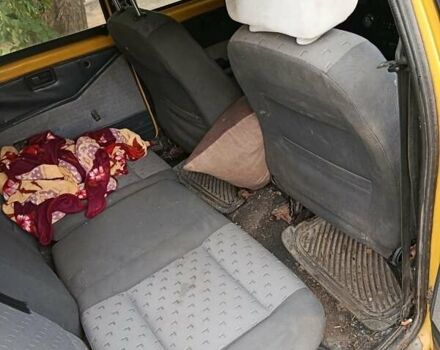 Жовтий Фіат Уно, об'ємом двигуна 0 л та пробігом 130 тис. км за 364 $, фото 4 на Automoto.ua