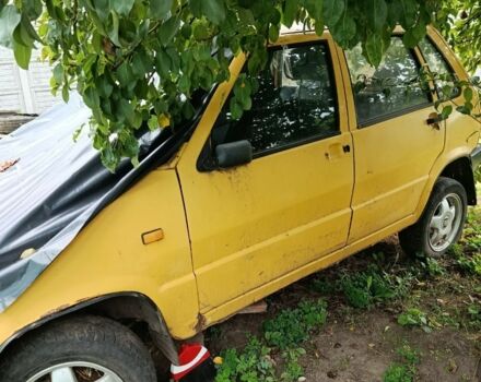 Желтый Фиат Уно, объемом двигателя 0 л и пробегом 1 тыс. км за 364 $, фото 2 на Automoto.ua