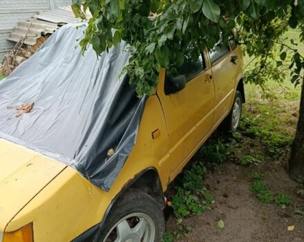 Желтый Фиат Уно, объемом двигателя 0 л и пробегом 1 тыс. км за 364 $, фото 1 на Automoto.ua