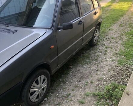Серый Фиат Уно, объемом двигателя 0 л и пробегом 325 тыс. км за 950 $, фото 5 на Automoto.ua