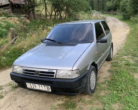 Серый Фиат Уно, объемом двигателя 0 л и пробегом 110 тыс. км за 700 $, фото 2 на Automoto.ua