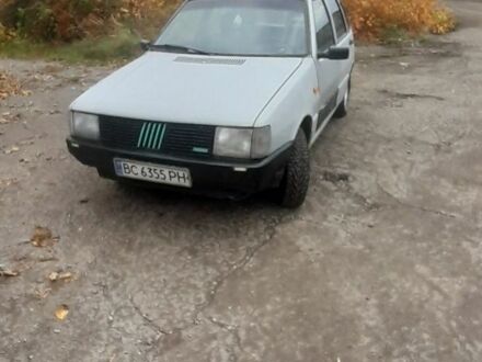 Фіат Уно 1985 у Бориславе на Automoto.ua Сірий Фіат Уно, об'ємом двигуна 1.3 л та пробігом 223 тис. км за 800 $, фото 1 на Automoto.ua