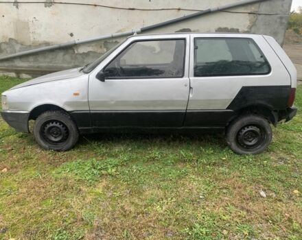 Серый Фиат Уно, объемом двигателя 1 л и пробегом 120 тыс. км за 399 $, фото 1 на Automoto.ua