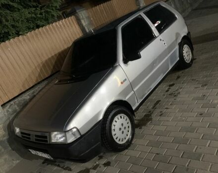 Серый Фиат Уно, объемом двигателя 0 л и пробегом 110 тыс. км за 700 $, фото 1 на Automoto.ua