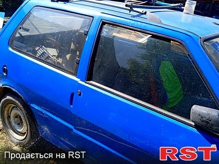 Фиат Уно 1988 в Полтаве на Automoto.ua Синий Фиат Уно, объемом двигателя 1 л и пробегом 0 тыс. км за 600 $, фото 1 на Automoto.ua