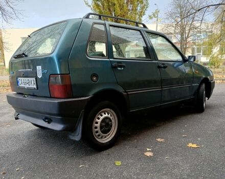 Зеленый Фиат Уно, объемом двигателя 1.4 л и пробегом 320 тыс. км за 770 $, фото 3 на Automoto.ua