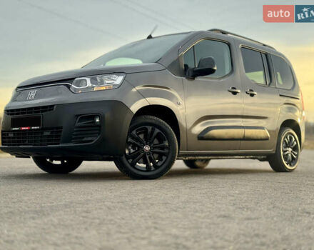 Сірий Фіат E-Doblo, об'ємом двигуна 0 л та пробігом 1 тис. км за 22600 $, фото 1 на Automoto.ua