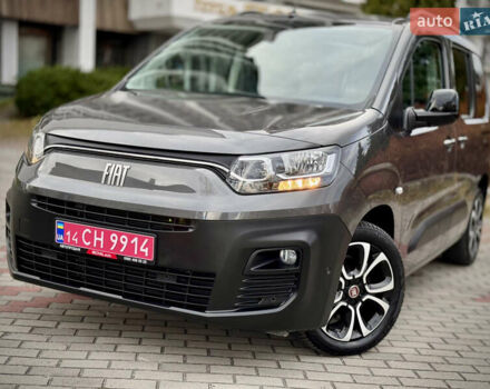 Серый Фиат E-Doblo, объемом двигателя 0 л и пробегом 1 тыс. км за 24600 $, фото 4 на Automoto.ua