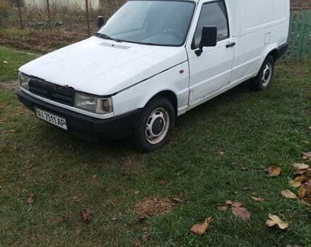 Белый Фиат Fiorino, объемом двигателя 0 л и пробегом 300 тыс. км за 1000 $, фото 2 на Automoto.ua