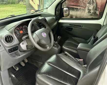 Белый Фиат Fiorino, объемом двигателя 1.25 л и пробегом 240 тыс. км за 3999 $, фото 6 на Automoto.ua