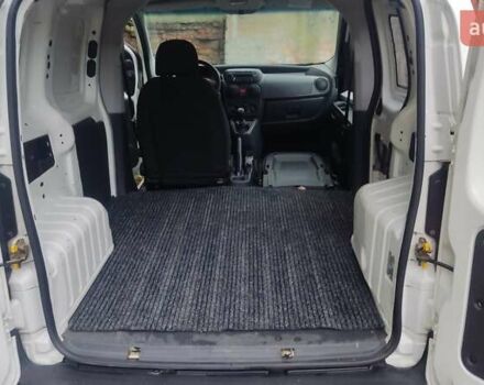 Фиат Fiorino 2011 в Хмельницком на Automoto.ua Белый Фиат Fiorino, объемом двигателя 1.2 л и пробегом 198 тыс. км за 4200 $, фото 33 на Automoto.ua