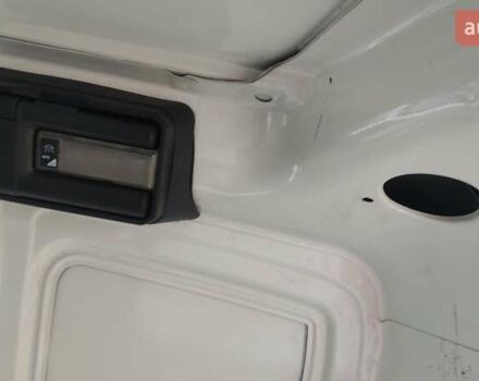 Фиат Fiorino 2011 в Хмельницком на Automoto.ua Белый Фиат Fiorino, объемом двигателя 1.2 л и пробегом 198 тыс. км за 4200 $, фото 24 на Automoto.ua