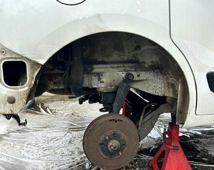 Фиат Fiorino 2011 в Харькове на Automoto.ua Белый Фиат Fiorino, объемом двигателя 1.2 л и пробегом 0 тыс. км за 5300 $, фото 6 на Automoto.ua