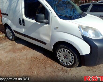 Белый Фиат Fiorino, объемом двигателя 1.2 л и пробегом 236 тыс. км за 4200 $, фото 1 на Automoto.ua