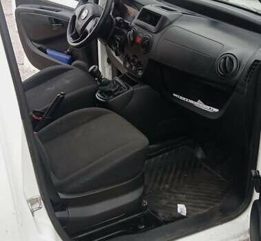 Белый Фиат Fiorino, объемом двигателя 1.37 л и пробегом 179 тыс. км за 5500 $, фото 1 на Automoto.ua