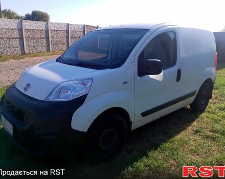 Белый Фиат Fiorino, объемом двигателя 1.2 л и пробегом 0 тыс. км за 5500 $, фото 3 на Automoto.ua