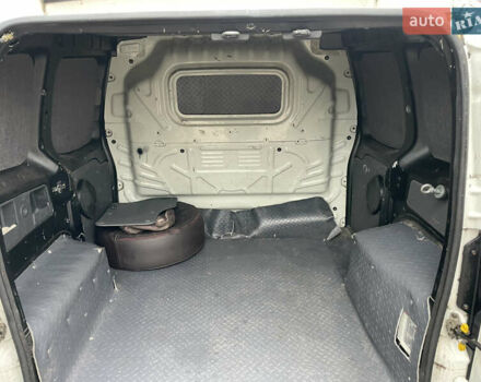 Белый Фиат Fiorino, объемом двигателя 1.36 л и пробегом 330 тыс. км за 3700 $, фото 10 на Automoto.ua