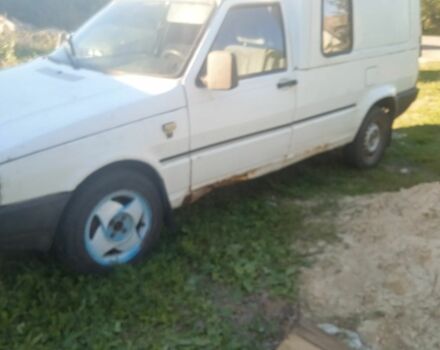 Белый Фиат Fiorino, объемом двигателя 1 л и пробегом 300 тыс. км за 364 $, фото 2 на Automoto.ua