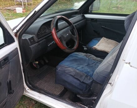 Білий Фіат Fiorino, об'ємом двигуна 1.4 л та пробігом 300 тис. км за 1000 $, фото 5 на Automoto.ua