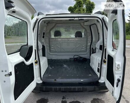 Белый Фиат Fiorino, объемом двигателя 0 л и пробегом 69 тыс. км за 4900 $, фото 29 на Automoto.ua