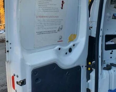 Белый Фиат Fiorino, объемом двигателя 1.2 л и пробегом 258 тыс. км за 4600 $, фото 22 на Automoto.ua